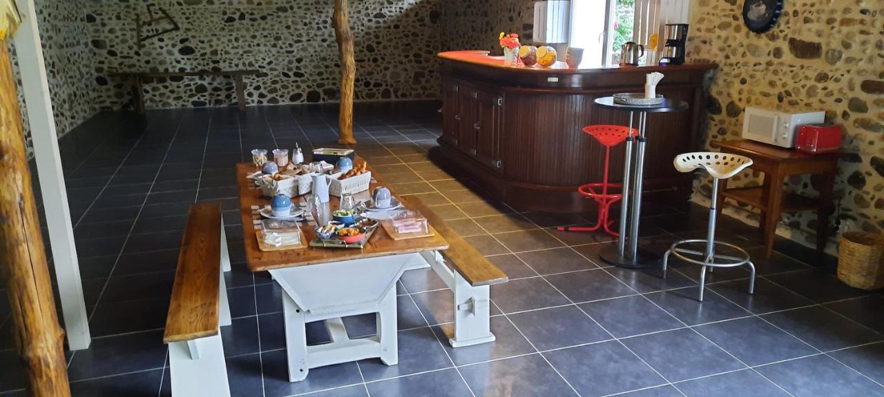 La Ferme Aux Fleurs Bed & Breakfast Ossun Luaran gambar